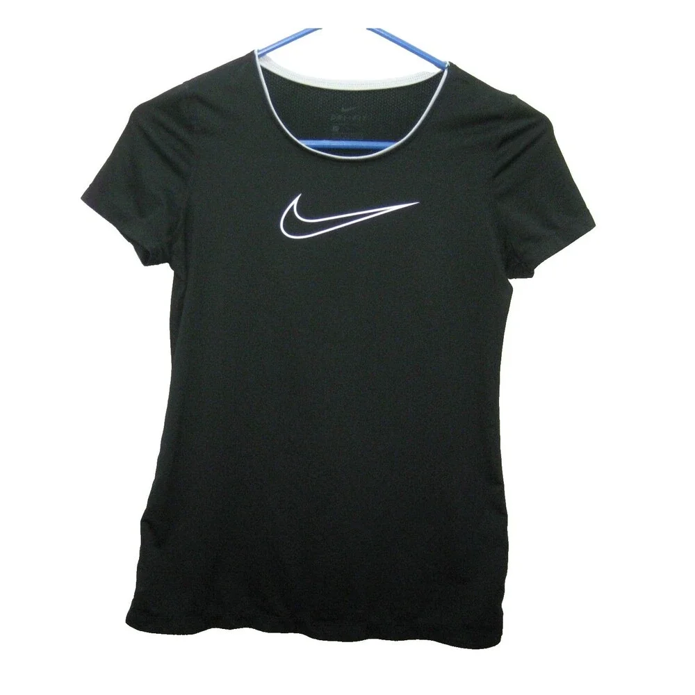 Nike Logo T-Shirt Girls Large Black Short Sleeve Dri-Fit Athletic Fitness Top